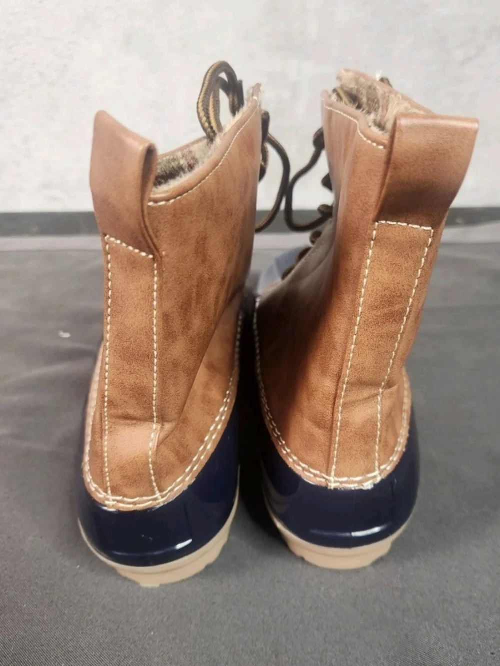 JBU Women's Maplewood Water-Resistant Lace-up Boots Navy/Tan Size 9